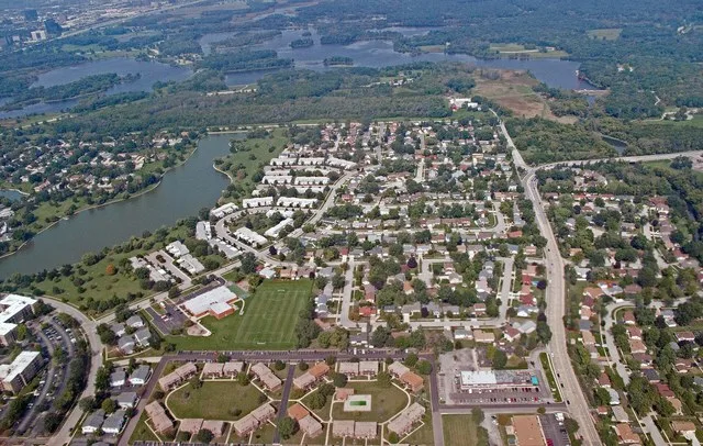 Aerial view of west area or west suburbs of Chicago on approach from the west toward O'Hare International Airport