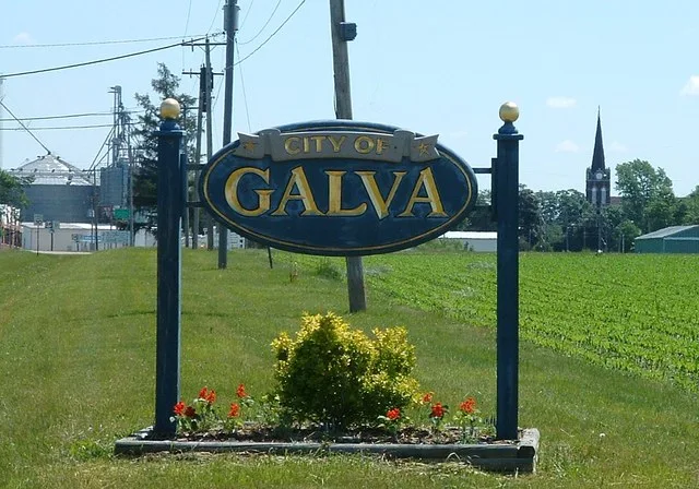 Galva, Illinois . Photograph taken June 4, 2006 by user:Kelly Martin .