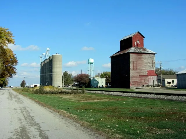 The village of w:Grand Ridge, Illinois .