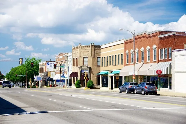 Businesses along Park Avenue (Illinois Route 148) in Herrin, Illinois, United States