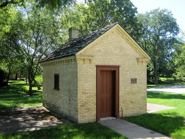 The Sunderlage Farm Smokehouse in Hoffman Estates (1865). Although the main farmhouse was also built in 1865, it is not listed as a historic site.