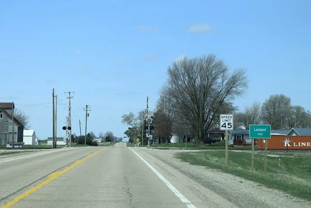 Northbound on Illinois Route 251 (a former alignment of US Route 51).
