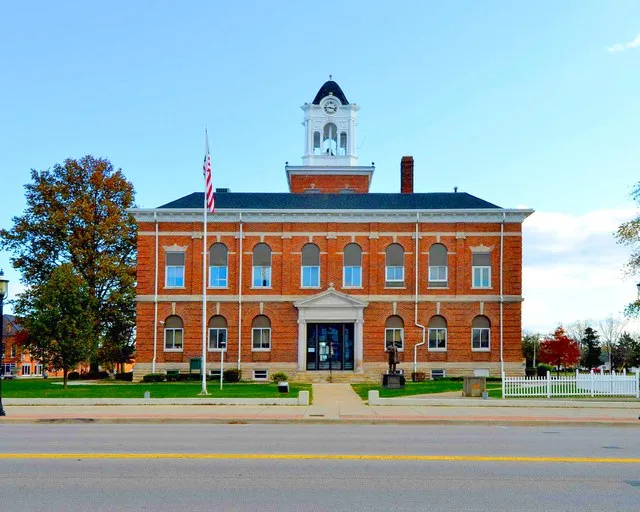 Marshall Illinois court house