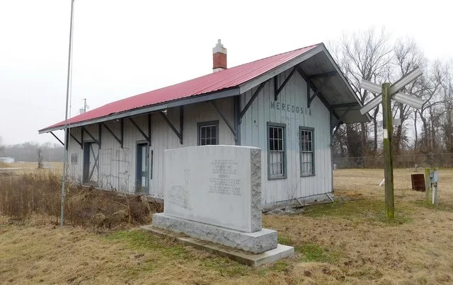 Meredosia Station in Meredosia, Illinois .