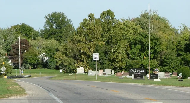 Oakwood Illinois road and cemetery, looking east on U.S. Route 150