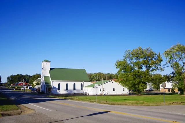 Illinois Route 1 in Omaha, Illinois, United States.