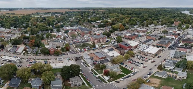 Downtown Oregon, IL along IL Rt2.