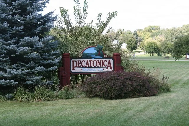 Sign leading into the south side of Pecatonica, Illinois, USA.