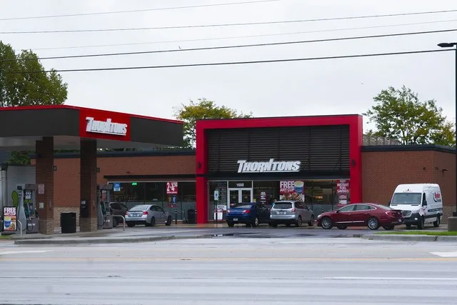 Grand Opening Thornton's Gas Station and Convenience Store Prospect Heights Illinois 10-11-19_3509