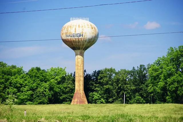 Water tower in Raleigh, Illinois, United States