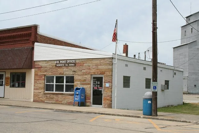Roberts_Illinois_Post_Office