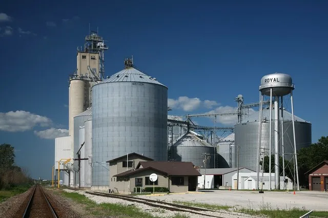 Grain elevators and watertower in Royal, Illinois
