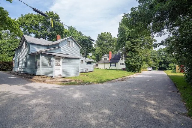 Photo from Small Town Indiana photo survey.