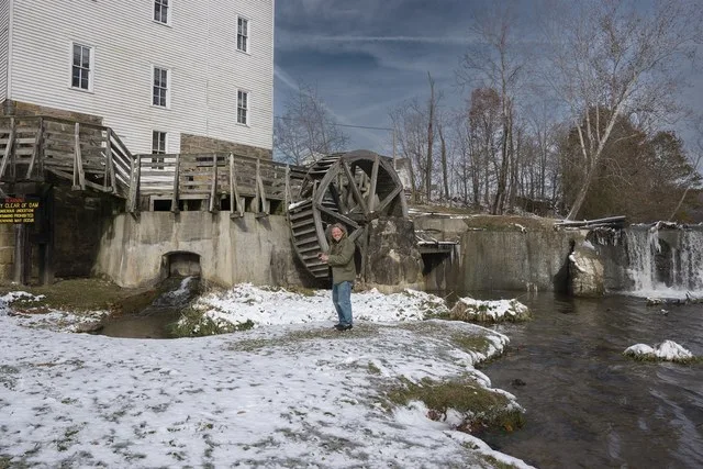 Old water wheel