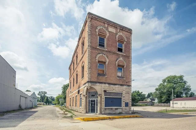 Photo from Small Town Indiana photo survey.