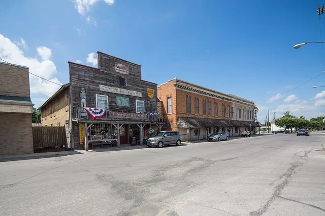 Photo from Small Town Indiana photo survey.