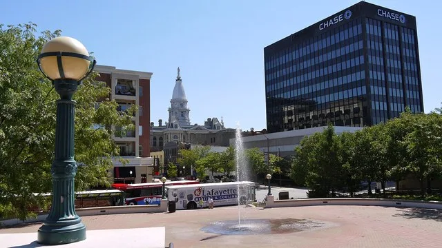 Lafayette downtown, Riehle Plaza