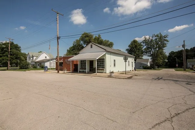 Photo from Small Town Indiana photo survey.