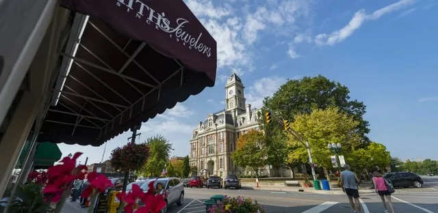 Downtown Noblesville view of the Hamilton County courthouse.