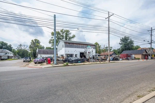 Photo from Small Town Indiana photo survey.