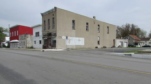 107, 105, 103, 101 North Main Street, Sidney, Indiana.