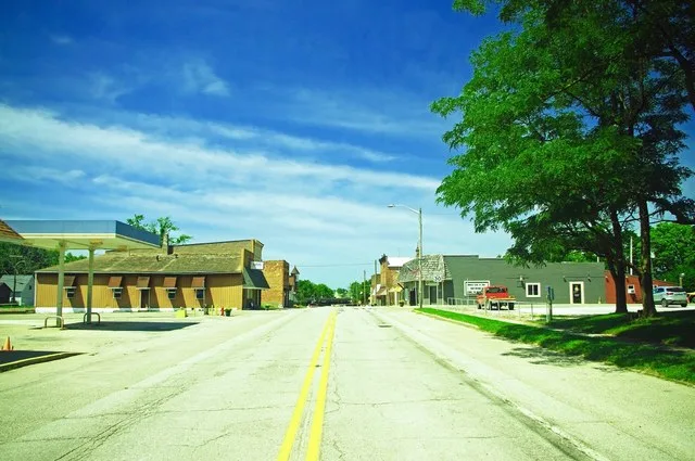 View along High Street (Indiana State Road 263) in West Lebanon, Indiana, United States.