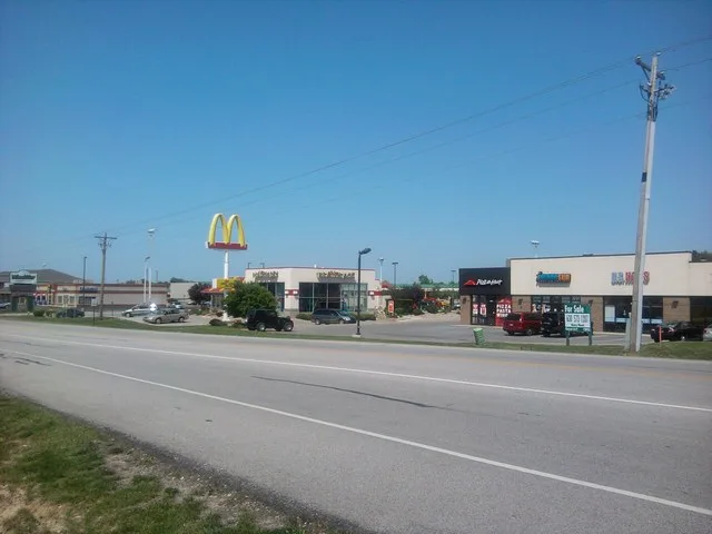 Randolph Street in Winfield, Indiana, looking north