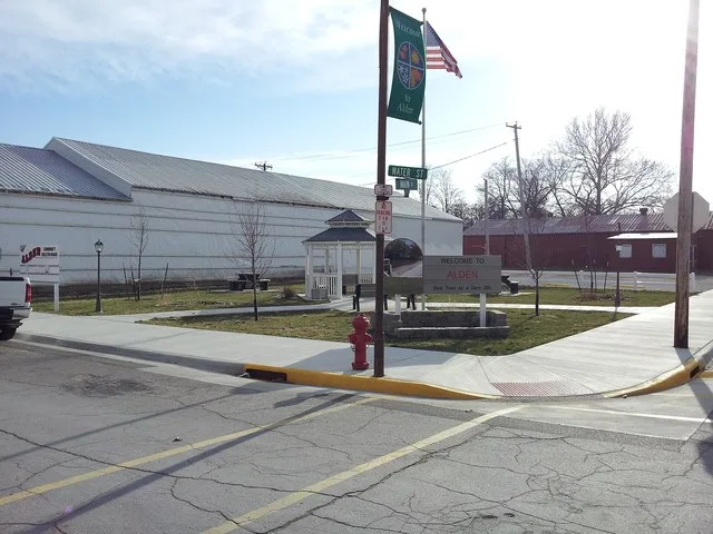 The welcome sign and gazebo at the intersection of Main Street and Water Street.