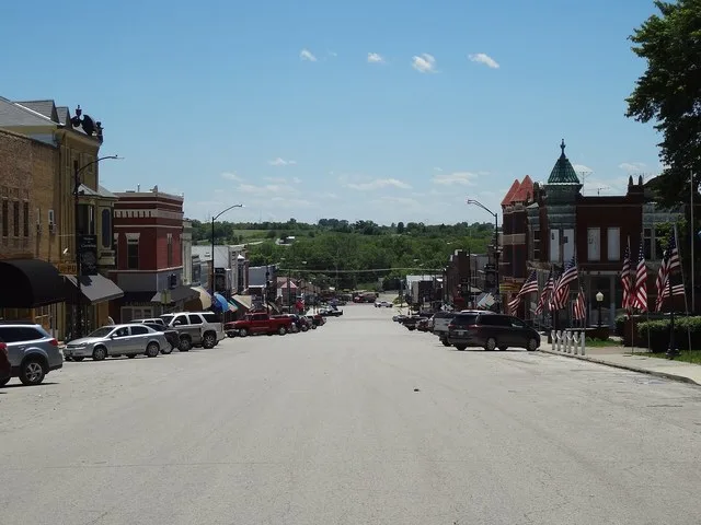 View looking down Davis Avenue (Main Street) in Corning, Iowa.