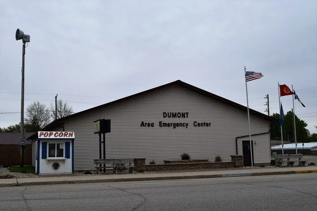 The Dumont Area Emergency Center in Dumont, Iowa .