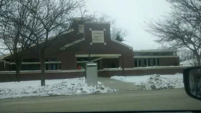 The public library in Fairfax iowa built in 1998 has one full time library then some part time help and volunteers