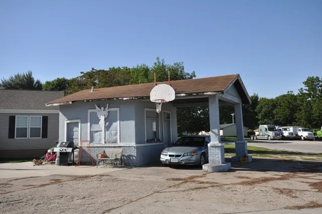 Lincoln Highway-Grand Junction Segment , Grand Junction, Iowa. An old gas station.