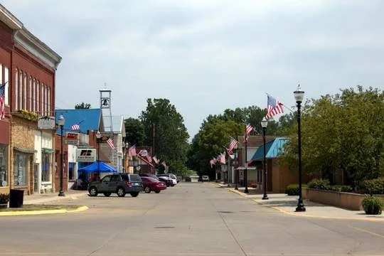 Street scene in downtown Keosauqua, Iowa. This is very near the historic Van Buren County courthouse.