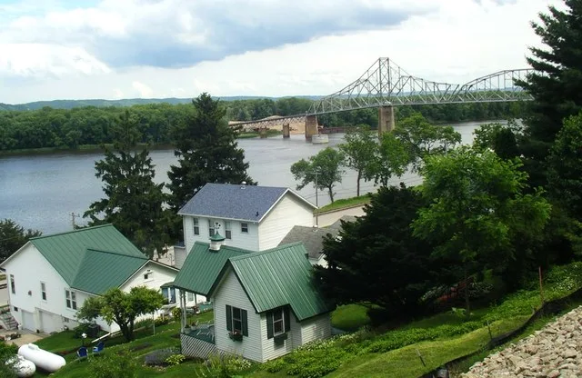 Die Black Hawk Bridge in Lansing, Iowa