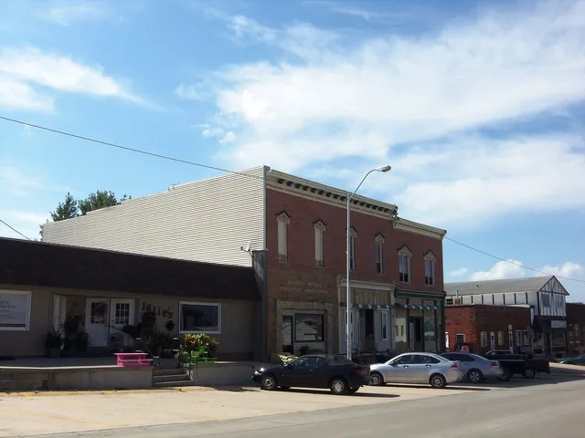 Buildings in Lone Tree, Iowa