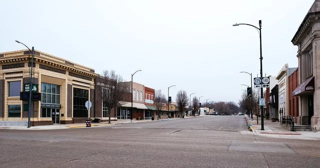 Main street in Mapleton, IA