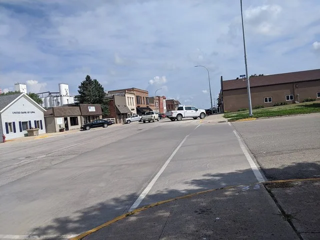 Marcus Main Street looking North