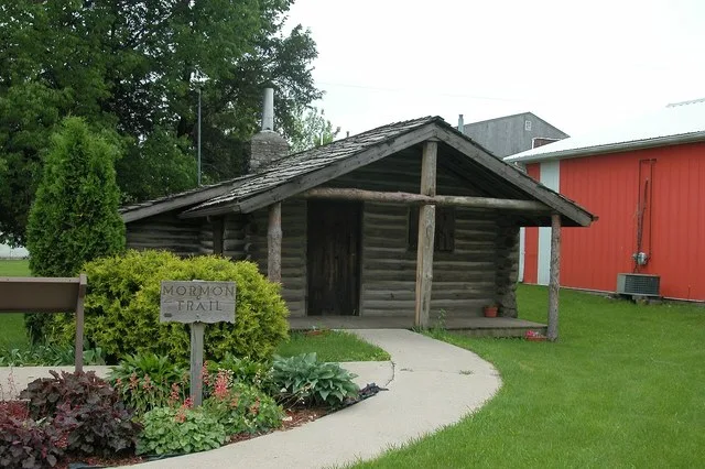 ATR-The Mormon Pioneer Trail Across Iowa in 1846-19 Keywords: murray trail exhibits; mopi; mormon pioneer national historic trail