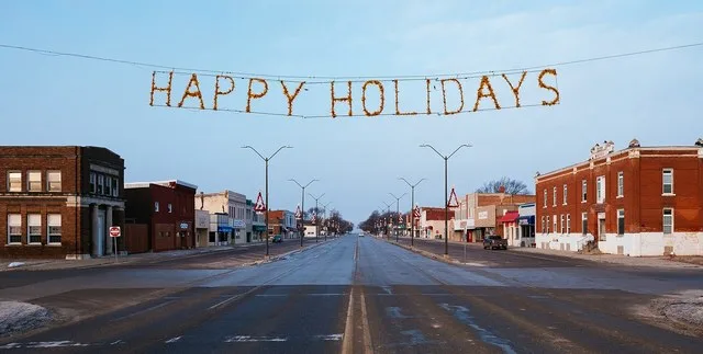 Onawa viewed from Iowa Avenue during the holidays.