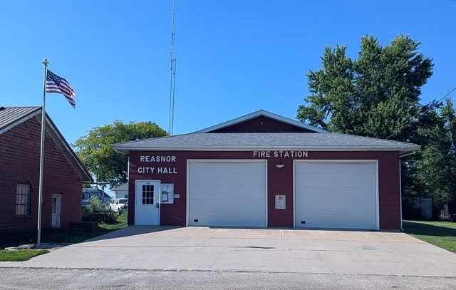 Reasnor, Iowa, City Hall and Fire Department