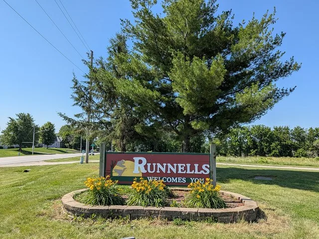 Runnells, Iowa welcome sign