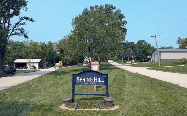 Spring Hill, Iowa welcome sign