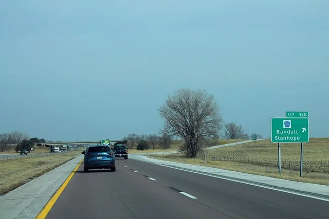 I-35 North - Exit 128 - CR-D65 Randall Stanhope