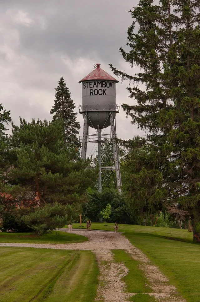 Water tower for the city of Steamboat Rock, Iowa .