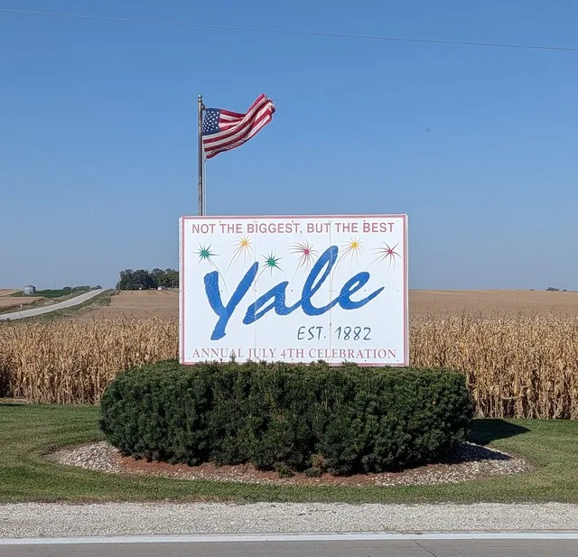 Yale, Iowa, welcome sign