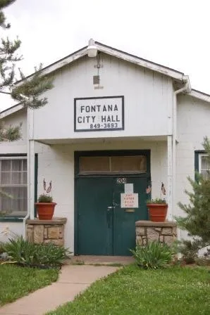 City Hall in Fontana, Kansas