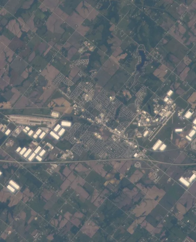 View from ISS Expedition 73 , Olathe, Kansas , June 8 , 2025 (ISS073-E-136080) (appx. 38.80° N, 94.99° W)