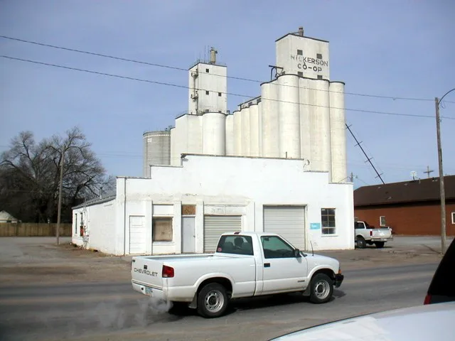 Nickerson KS, Elevator