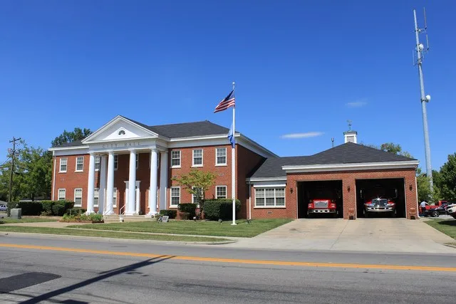 Berea Kentucky City Hall, 212 Chestnut Street.