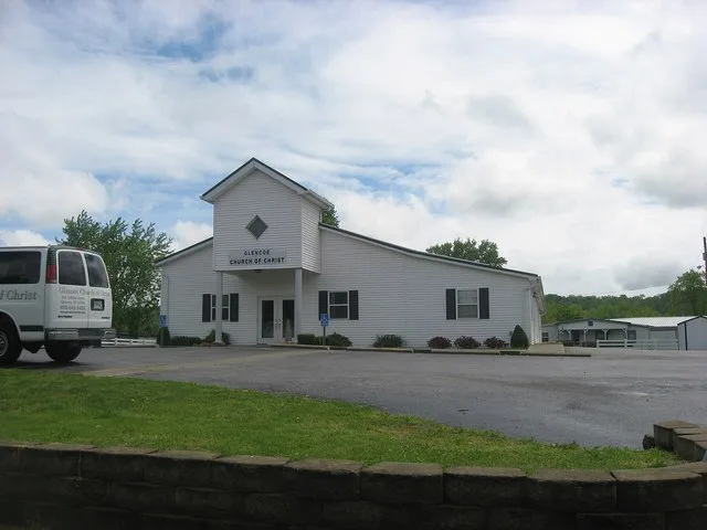 Front of the Glencoe Church of Christ, located at 108 Collins Street ( Kentucky Route 467 ) in Glencoe , Kentucky , United States .